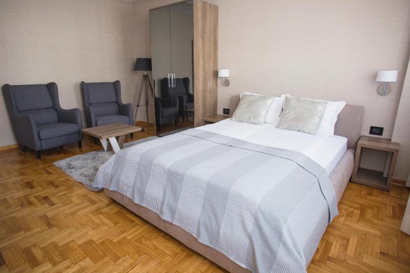 Deluxe Apartment image 4