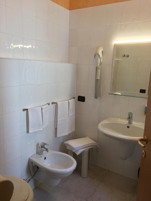 Quadruple Room image 2