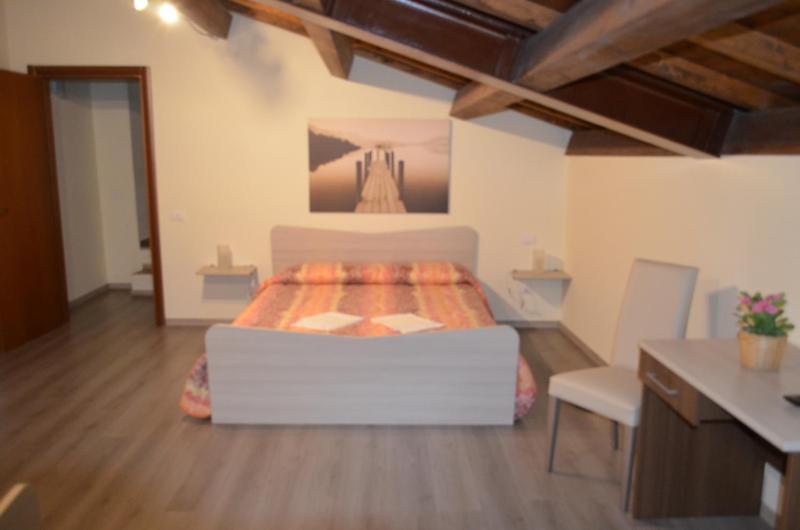 Quadruple Room with Private Bathroom image 4