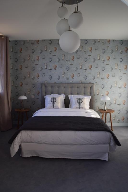 Queen Room image 1