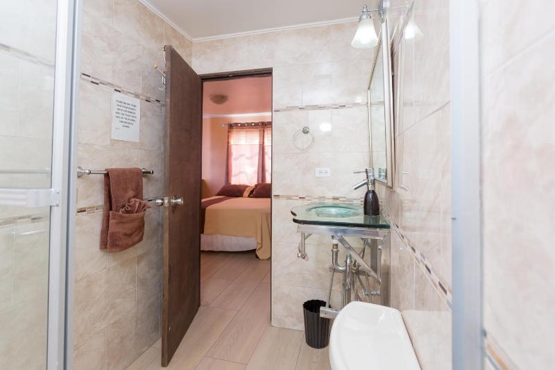 Cozy Accommodations - Dorchester City Line - image 7