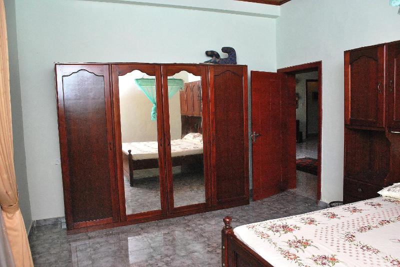 Dominic's Home - image 16