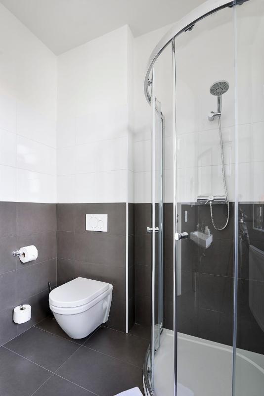 Standard Double or Twin Room image 1