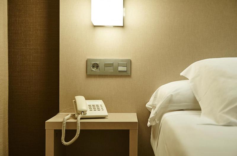 Double Room with Parking with City View image 3