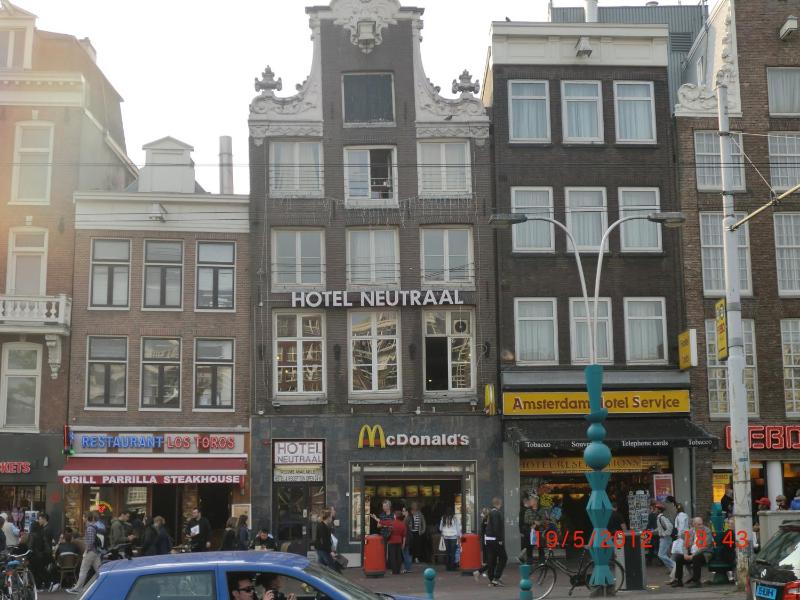 Budget Hotel Neutraal - image 10