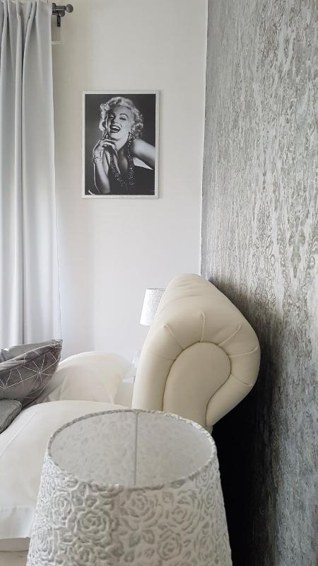 Deluxe Family Room image 2
