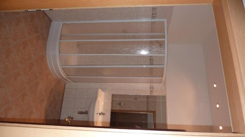 Twin Room image 3
