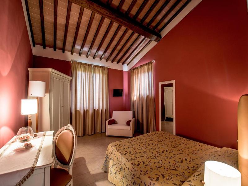 Junior Suite image 3