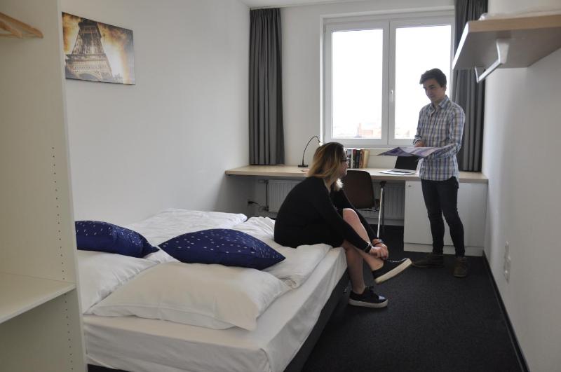 Double Room image 1