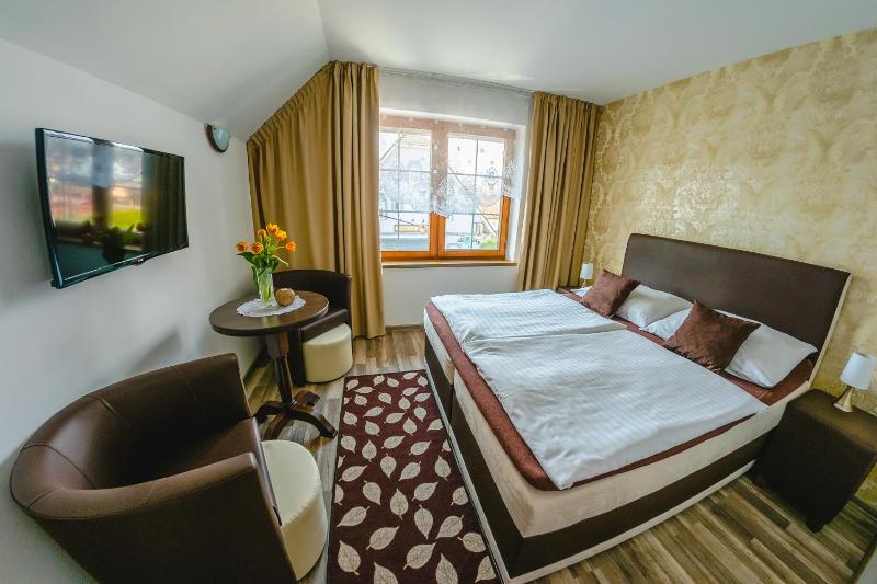 Double or Twin Room image 1