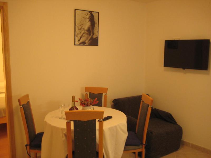 Apartment image 4