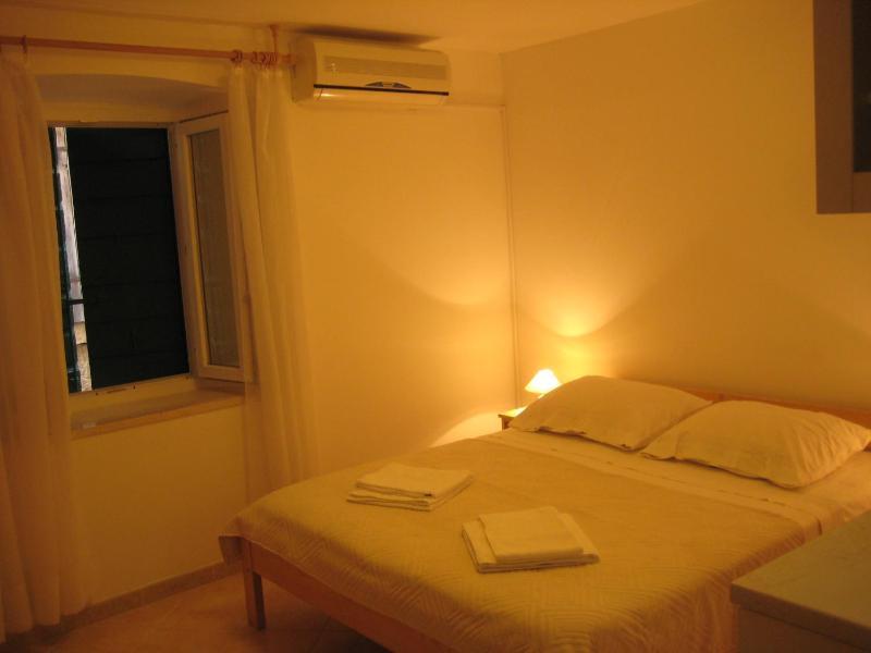 Studio Apartment image 4
