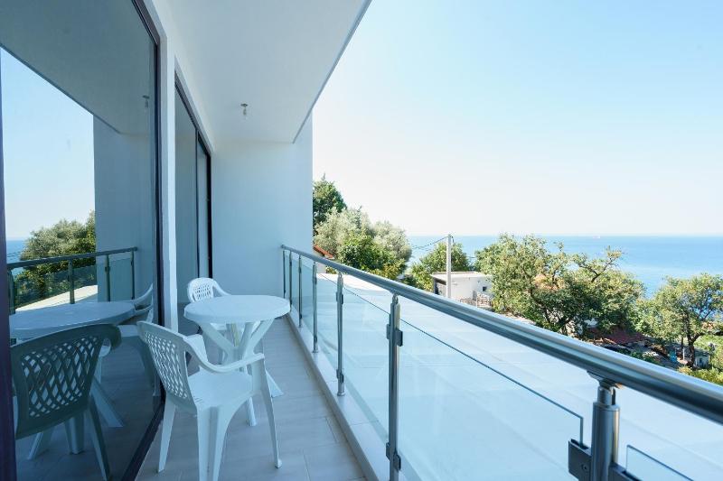 Apartment with Sea View image 4
