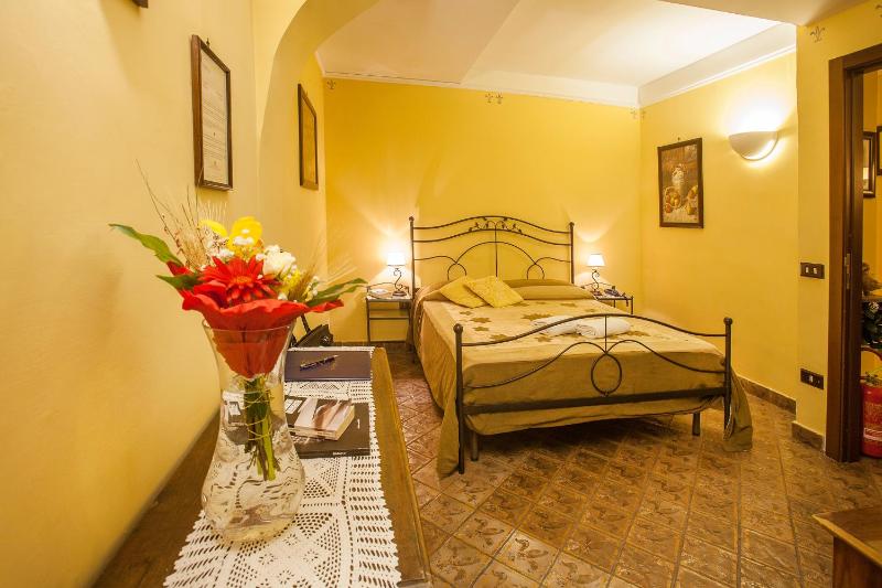 B&B L'Alloggio Dei Vassalli - image 13
