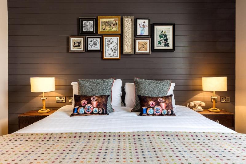 Boutique Double Room image 4