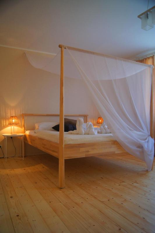Superior Double Room with Sofa image 4