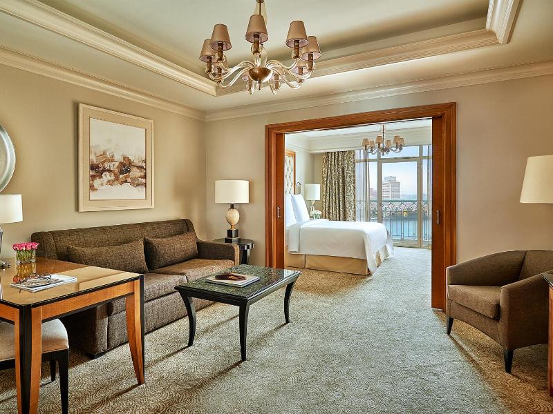 Corniche Suite - King Bed