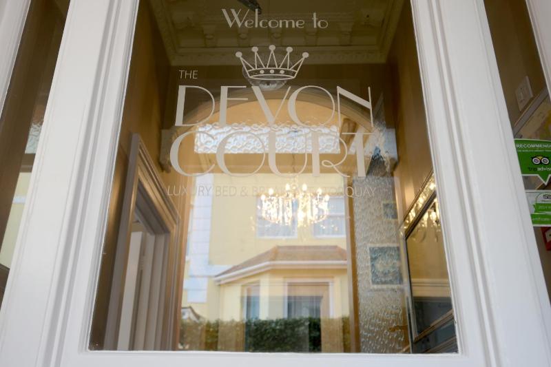 The Devon Court - image 14