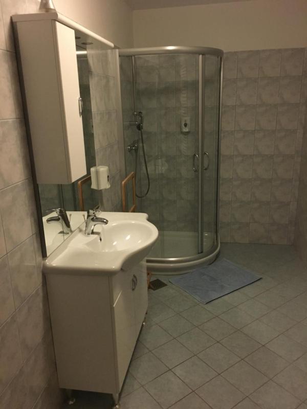 Triple Room with Private Bathroom image 3