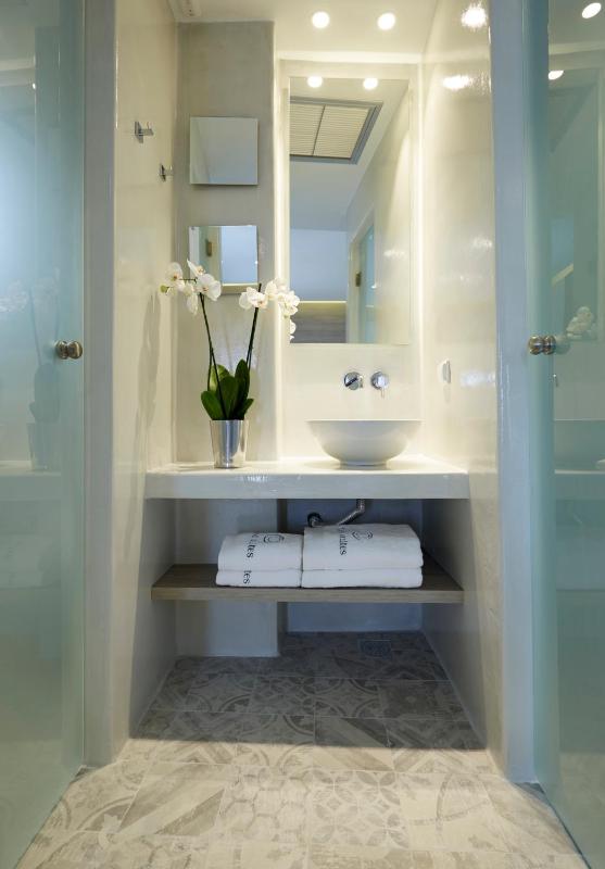 Junior Suite image 2