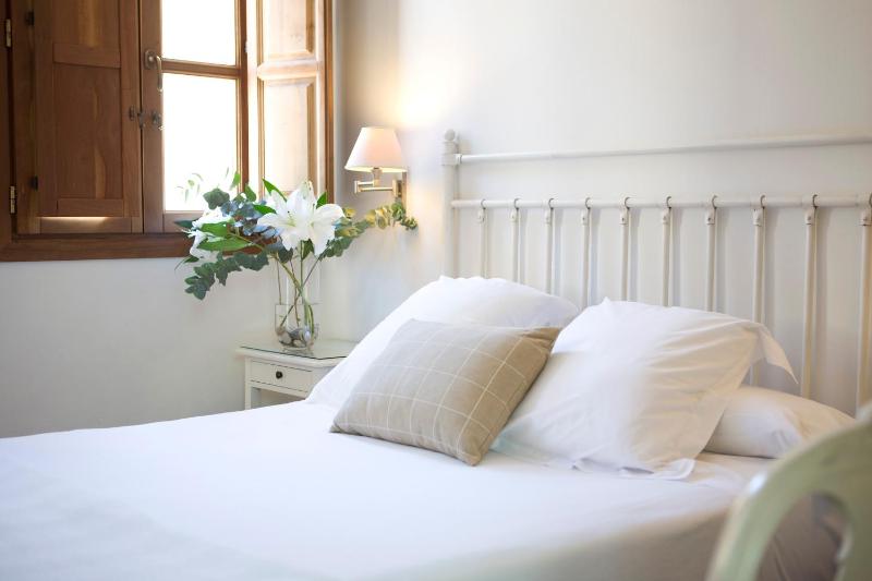 Standard Double or Twin Room image 3