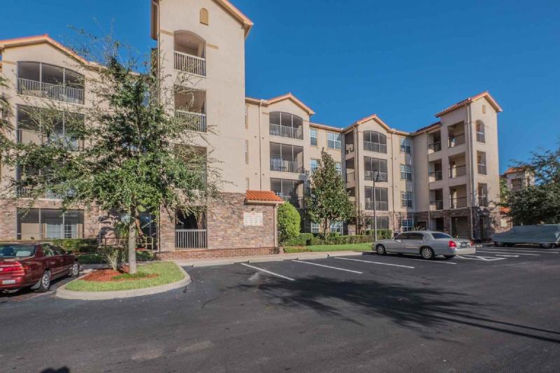 Three-Bedroom Apartment image 2