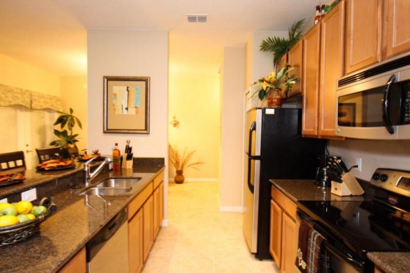 Four-Bedroom Apartment image 4