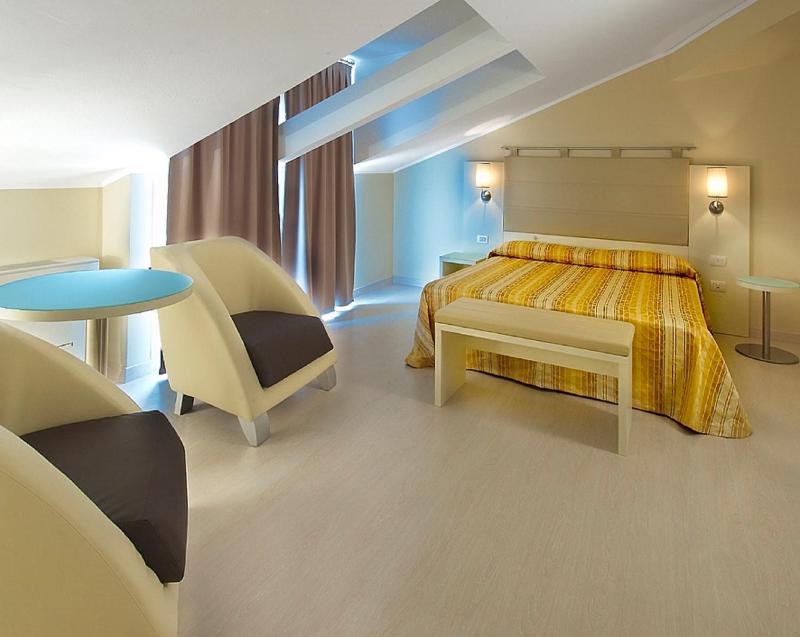 Superior Double or Twin Room image 3
