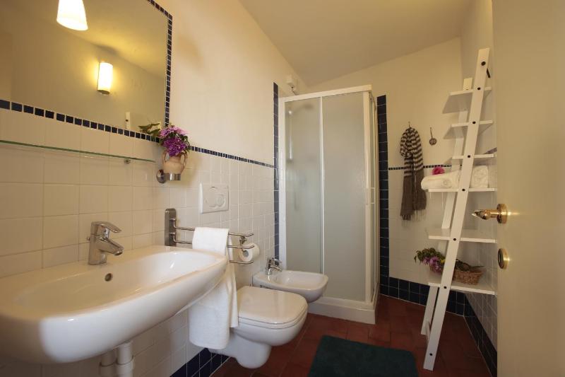 Double Room with Sea View image 4