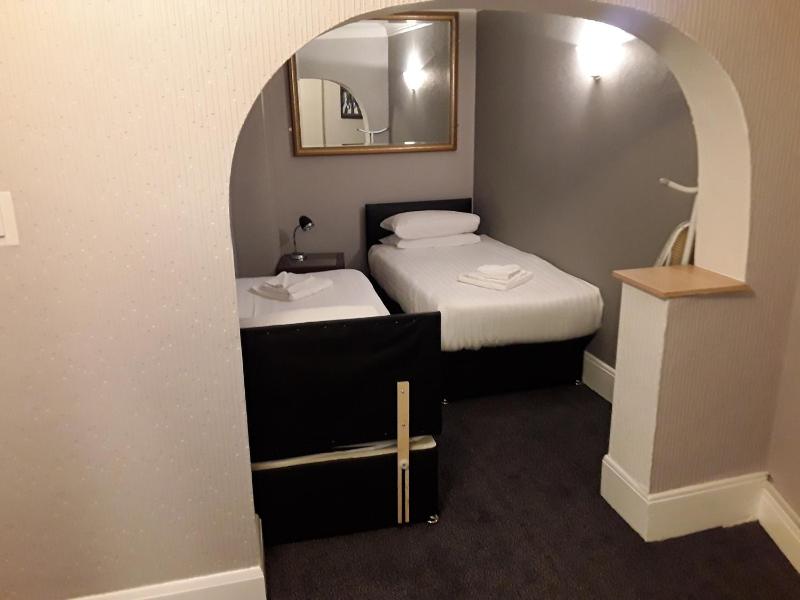 Two-Bedroom Apartment image 3