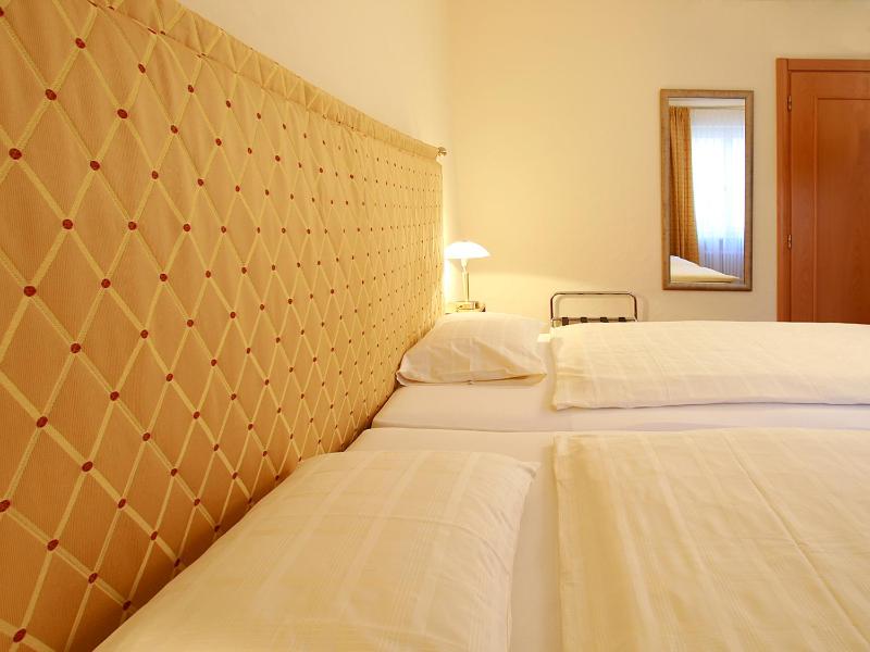 Comfort Double Room image 4