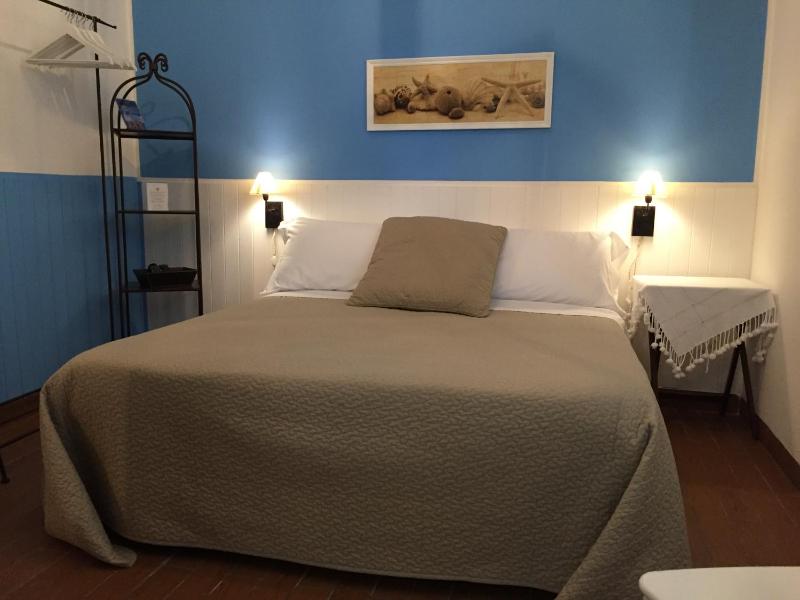 Standard Double or Twin Room image 3
