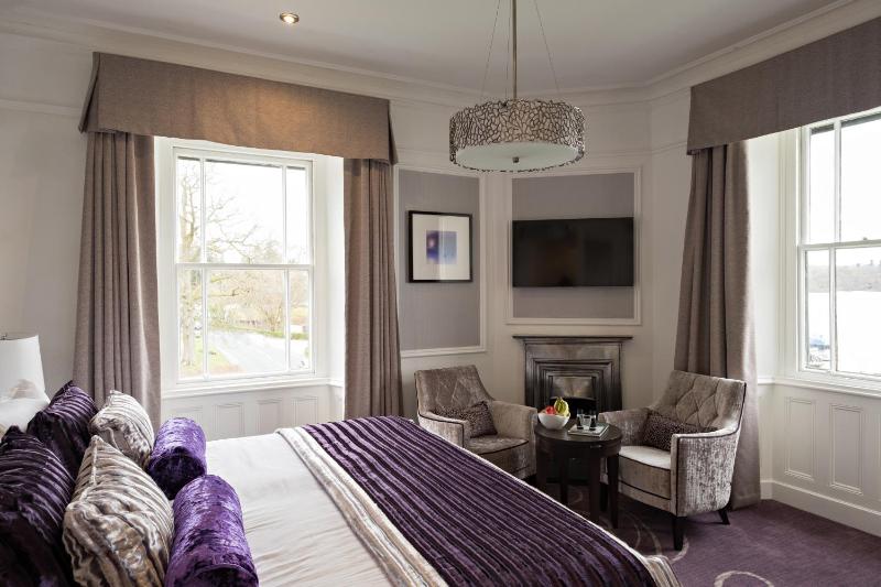 Lime Double or Twin Room with Lake View image 2