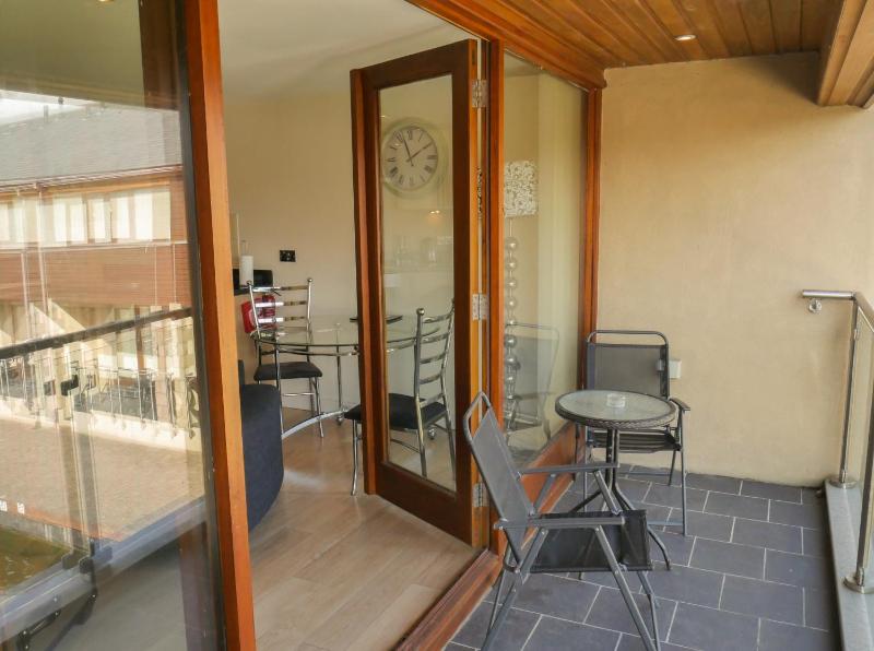 One Bedroom Apartment Marina View - First Floor - No Dogs Allowed image 2