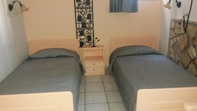 One-Bedroom Apartment (4 Adults) image 3