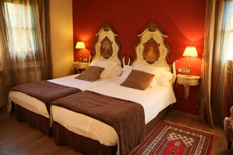 Double or Twin Room image 1