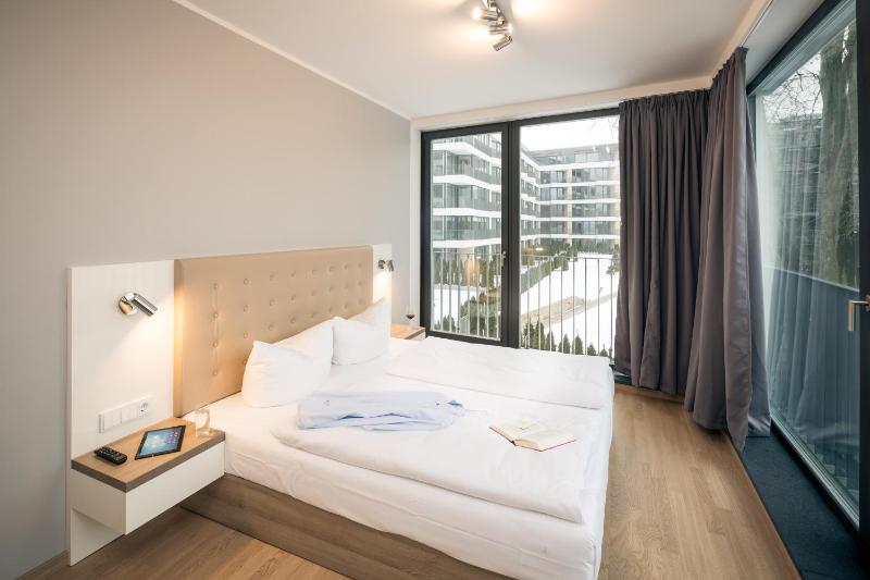 Two-Bedroom Deluxe Apartment image 4