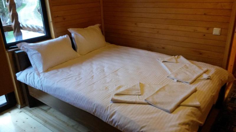Quadruple Room with Mountain View image 2