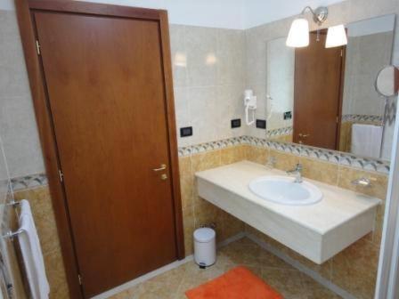 Junior Suite image 3