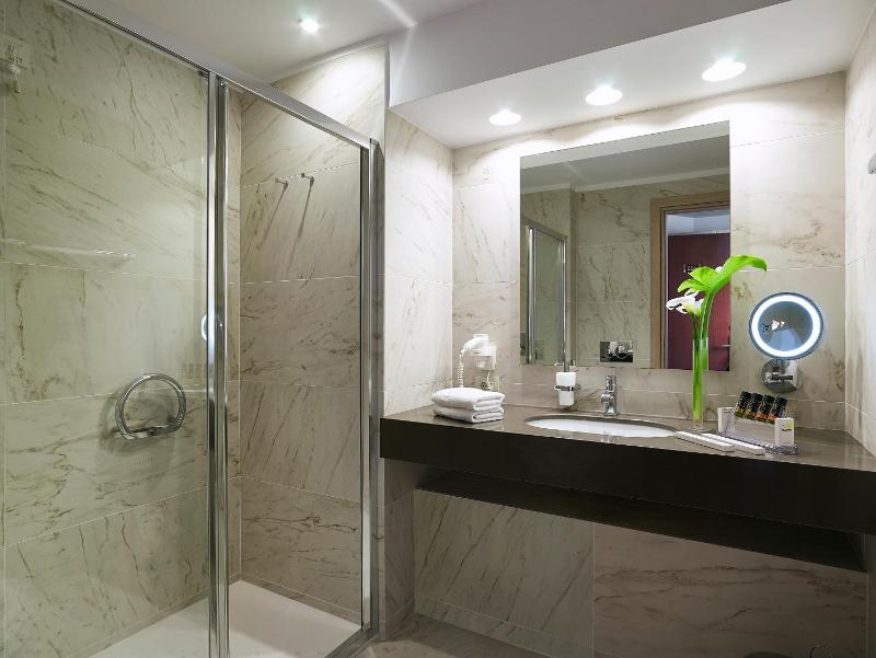 Irida Hotel - image 40