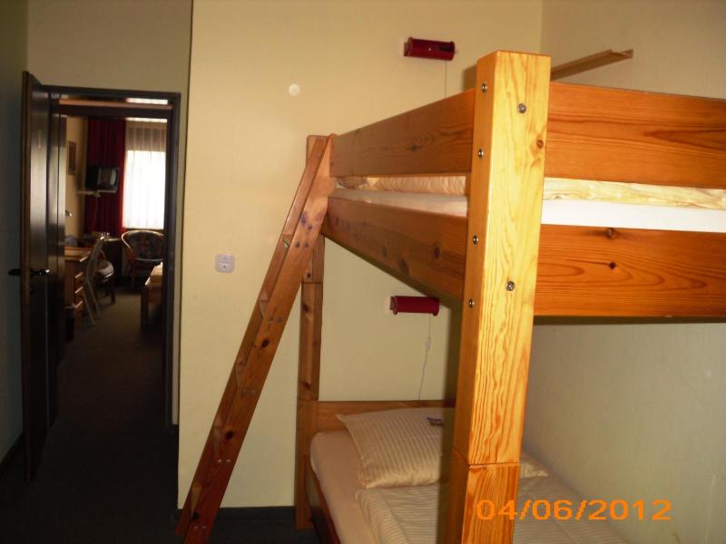 Quadruple Room image 4