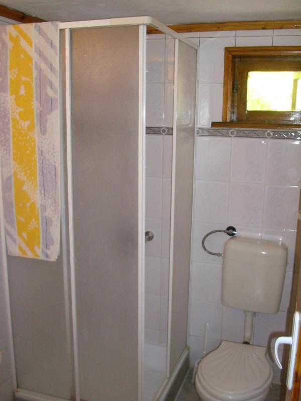 Family Room with Sea View and Shared Bathroom (3 Adults + 1 Child) image 2