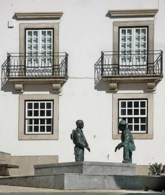 Double or Twin Room image 3