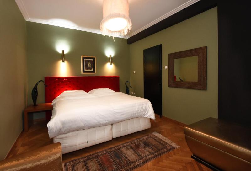 Three-Bedroom Apartment image 2