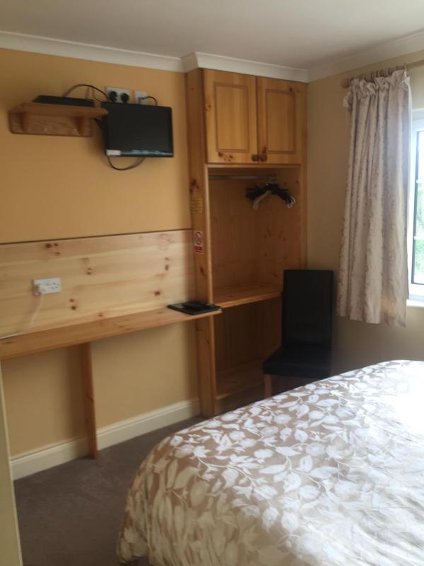 Deluxe Single Room image 3