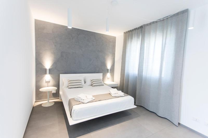 Apartment with Balcony image 4