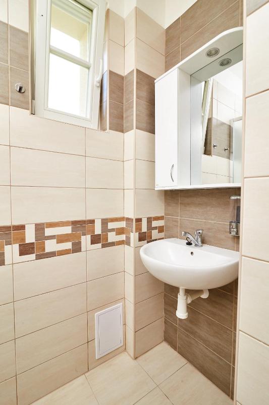 Apartment - Ground Floor image 4