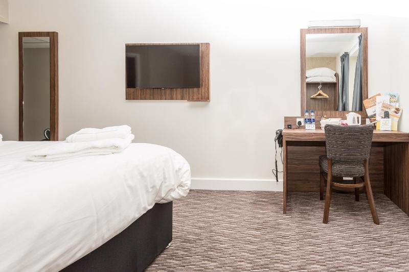 Standard Double or Twin Room image 1