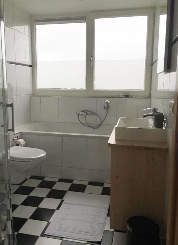 Double Room with Private Bathroom image 2