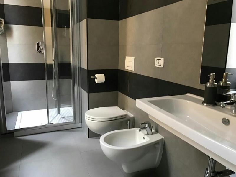 Standard Double Room image 2